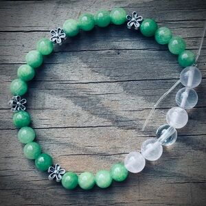 🆕🍀 Flower Power Peridot ‘Good Fortune’ Lucky Bead Stretch Bracelet